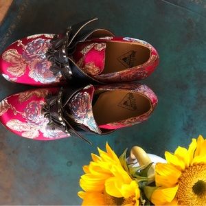 Fluevog wonders!  Look at the charms on the side!!! Divine.